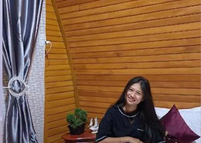 Pondok Wisata Hiu Paus Botubarani Gorontalo